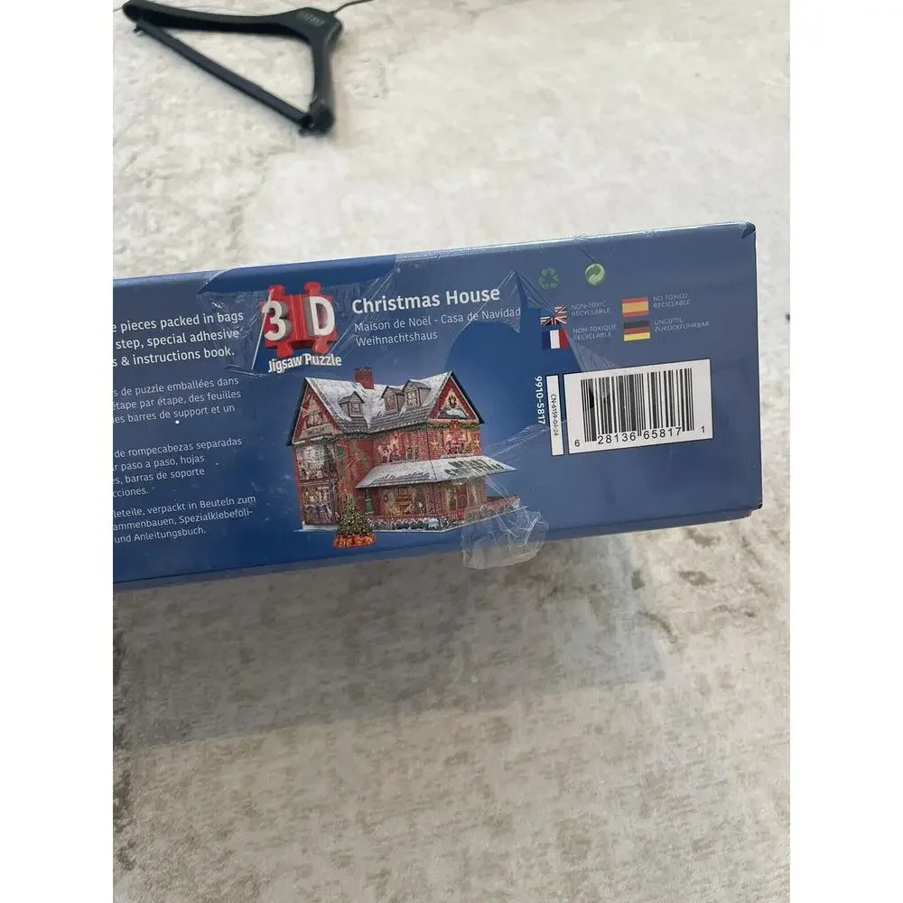 Eurographics 1100‎ Piece Christmas House 3D Puzzle BNIB Sealed